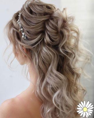 Wedding hairstyles: the most beautiful and romantic ideas (100 images)