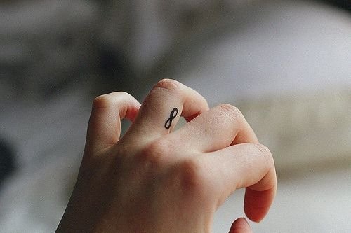 Tatuajes rápidos para mujeres con poca tolerancia al dolor