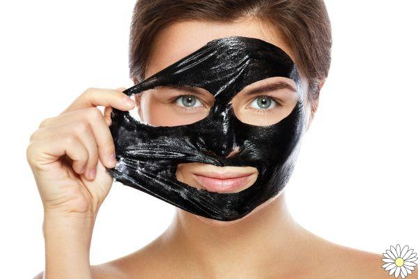 Máscara negra: qué es, cómo usarla y cuál elegir en el mercado