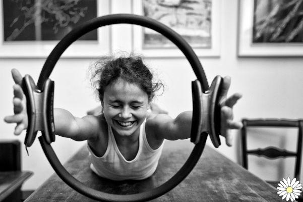 Ring pilates: qué es, beneficios y entrenamiento para principiantes y avanzados para hacer en casa