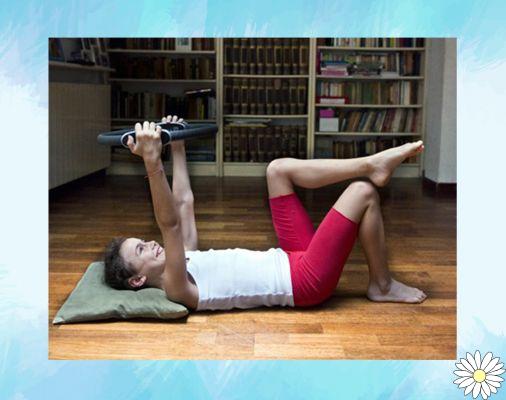 Ring pilates: qué es, beneficios y entrenamiento para principiantes y avanzados para hacer en casa
