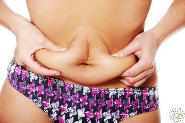 Swollen belly: tips and exercises to defeat it